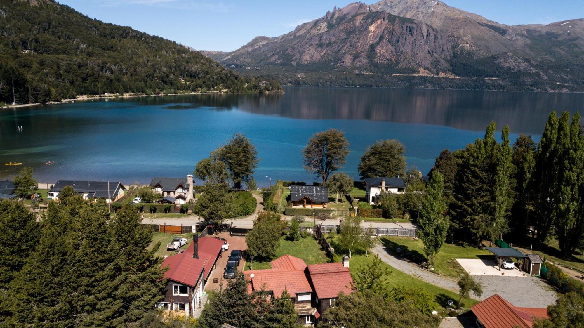 Indomito Hostel San Carlos de Bariloche Eksteriør billede