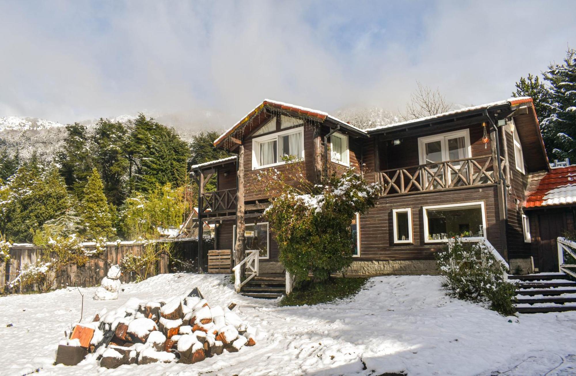 Indomito Hostel San Carlos de Bariloche Eksteriør billede